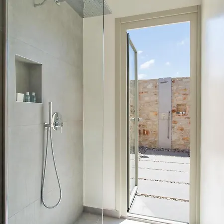 T7 Luxury Paros Otel